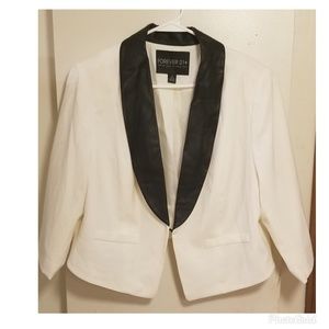 Cropped Winter White Blazer